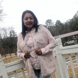 Meet your Posher, Araceli